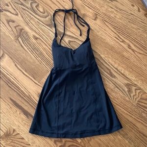 Lululemon halter top built in bra & open back